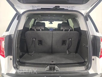 2023 GMC Acadia SLE 3SA - miniatura 18