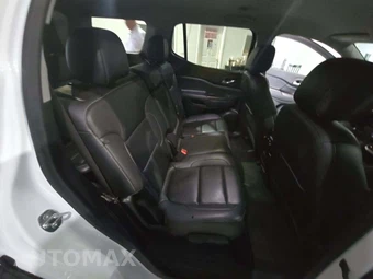 2023 GMC Acadia SLT 4SA - miniatura 14