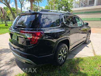 2023 GMC Acadia SLT 4SA - miniatura 3