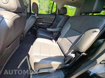 2023 GMC Acadia SLT 4SA - miniatura 13