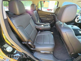 2023 GMC Acadia SLT 4SA - miniatura 17