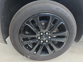 2023 GMC Acadia SLT 4SA - miniatura 8