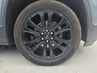 2023 GMC Acadia SLT 4SA - miniatura 9