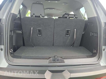 2023 GMC Acadia SLT 4SA - miniatura 15