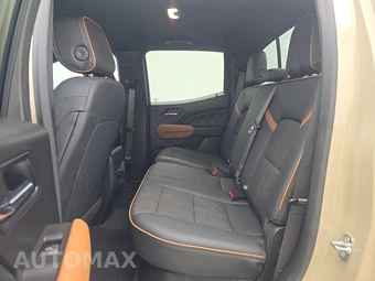 2023 GMC Canyon AT4 Crew Cab Medium Bed - miniatura 13