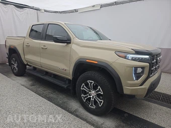 2023 GMC Canyon AT4 Crew Cab Medium Bed - miniatura 3
