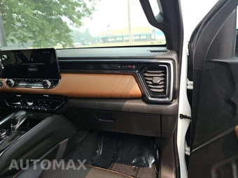 2023 GMC Canyon AT4 Crew Cab Medium Bed - miniatura 18