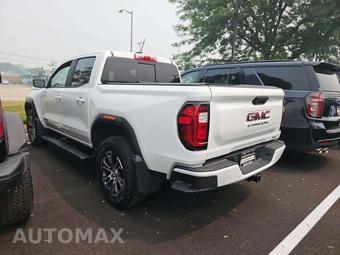 2023 GMC Canyon AT4 Crew Cab Medium Bed - miniatura 2