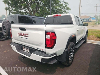 2023 GMC Canyon AT4 Crew Cab Medium Bed - miniatura 3