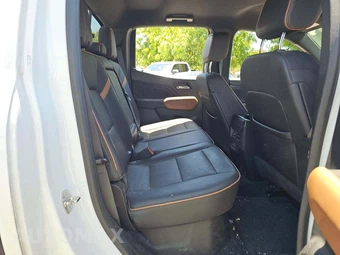 2023 GMC Canyon AT4 Crew Cab Medium Bed 4SG - miniatura 13