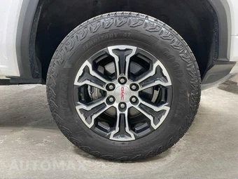 2023 GMC Canyon AT4 Crew Cab Medium Bed 4SG - miniatura 5