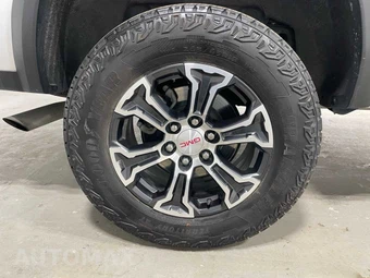 2023 GMC Canyon AT4 Crew Cab Medium Bed 4SG - miniatura 6