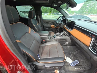2023 GMC Canyon AT4 Crew Cab Medium Bed 4SG - miniatura 8