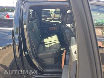 2023 GMC Canyon AT4 Crew Cab Medium Bed 4SG - miniatura 13