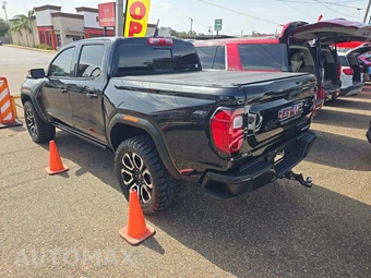 2023 GMC Canyon AT4 Crew Cab Medium Bed 4SG - miniatura 2