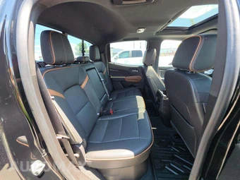 2023 GMC Canyon AT4 Crew Cab Medium Bed 4SG - miniatura 16