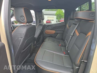 2023 GMC Canyon AT4 Crew Cab Medium Bed 4SG - miniatura 13