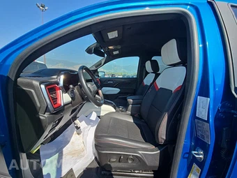 2023 GMC Canyon AT4X Crew Cab Medium Bed - miniatura 7