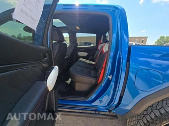 2023 GMC Canyon AT4X Crew Cab Medium Bed - miniatura 10