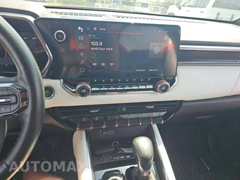 2023 GMC Canyon AT4X Crew Cab Medium Bed 4TX - miniatura 7