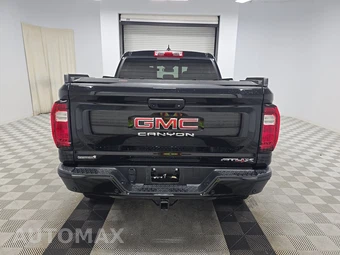 2023 GMC Canyon AT4X Crew Cab Medium Bed 4TX - miniatura 5