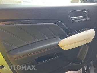2023 GMC Canyon AT4X Crew Cab Medium Bed 4TX - miniatura 9