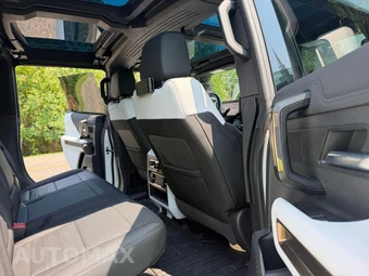 2023 GMC HUMMER EV Pickup 3X Crew Cab Short Bed - miniatura 15