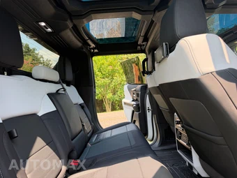 2023 GMC HUMMER EV Pickup 3X Crew Cab Short Bed - miniatura 16