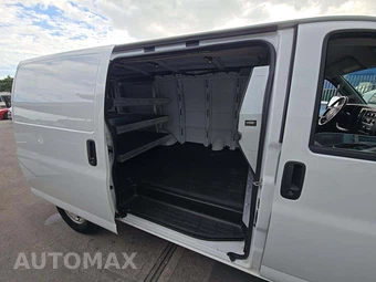 2023 GMC Savana 2500 Cargo Van 1WT 135.2" WB - miniatura 15