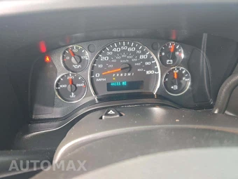 2023 GMC Savana 2500 Cargo Van 1WT 135.2" WB - miniatura 9