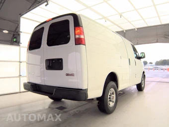 2023 GMC Savana 2500 Cargo Van 1WT 135.2" WB - miniatura 4