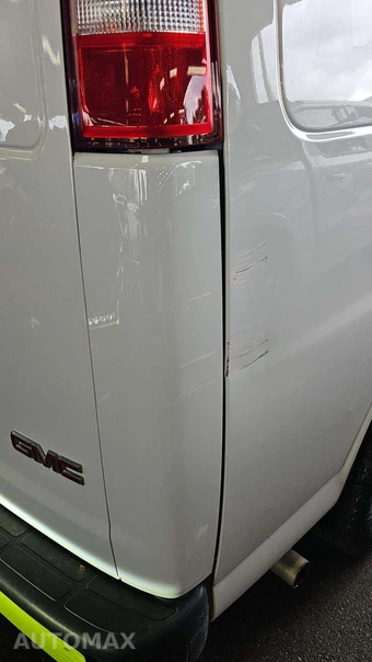 2023 GMC Savana 2500 Cargo Van 1WT 155.2" WB - miniatura 23