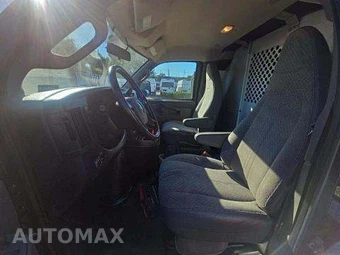 2023 GMC Savana 3500 Cargo Van 1WT 155.2" WB - miniatura 6