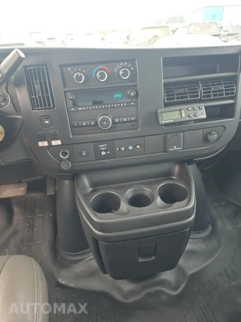 2023 GMC Savana 3500 Cutaway 1WT 139.0" WB - miniatura 11