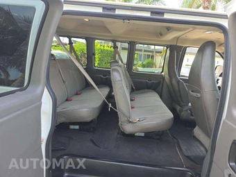 2023 GMC Savana 3500 Passenger Van LS 1LS 155.1" WB - miniatura 17