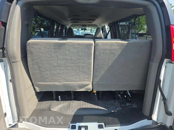 2023 GMC Savana 3500 Passenger Van LS 1LS 155.1" WB - miniatura 14