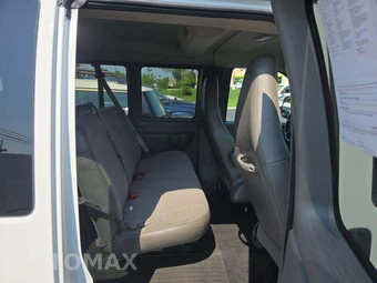 2023 GMC Savana 3500 Passenger Van LS 1LS 155.1" WB - miniatura 16