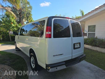 2023 GMC Savana 3500 Passenger Van LS 1LS 155.1" WB - miniatura 2