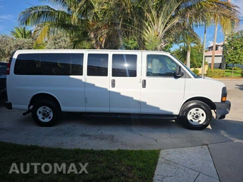 2023 GMC Savana 3500 Passenger Van LS 1LS 155.1" WB - miniatura 4