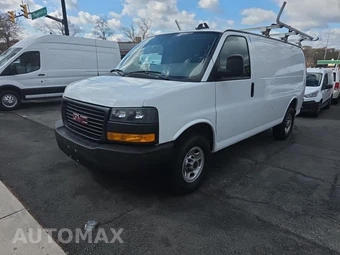 2023 GMC Savana Cargo Van 1WT 135.2" WB