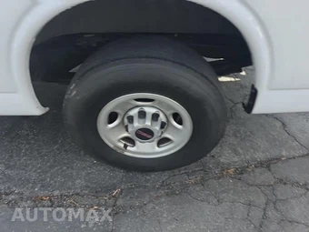 2023 GMC Savana Cargo Van 1WT 135.2" WB – miniatura 11