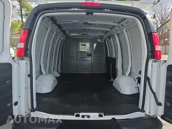 2023 GMC Savana Cargo Van 1WT 135.2" WB – miniatura 19