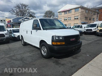2023 GMC Savana Cargo Van 1WT 135.2" WB – miniatura 3