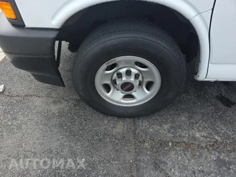 2023 GMC Savana Cargo Van 1WT 135.2" WB – miniatura 8