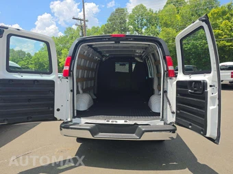 2023 GMC Savana Cargo Van 1WT 135.2" WB - miniatura 13