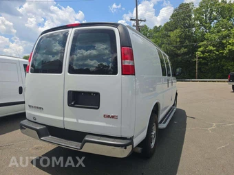 2023 GMC Savana Cargo Van 1WT 135.2" WB - miniatura 3