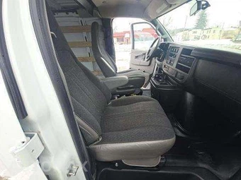 2023 GMC Savana Cargo Van 1WT 135.2" WB - miniatura 18