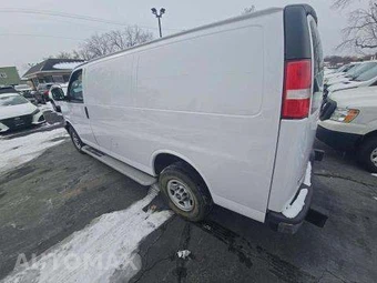 2023 GMC Savana Cargo Van 1WT 135.2" WB - miniatura 2