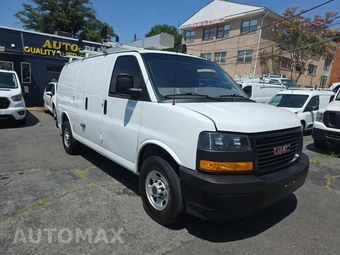 2023 GMC Savana Cargo Van 1WT 135.2" WB - miniatura 3