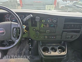 2023 GMC Savana Cargo Van 1WT 135.2" WB – miniatura 11